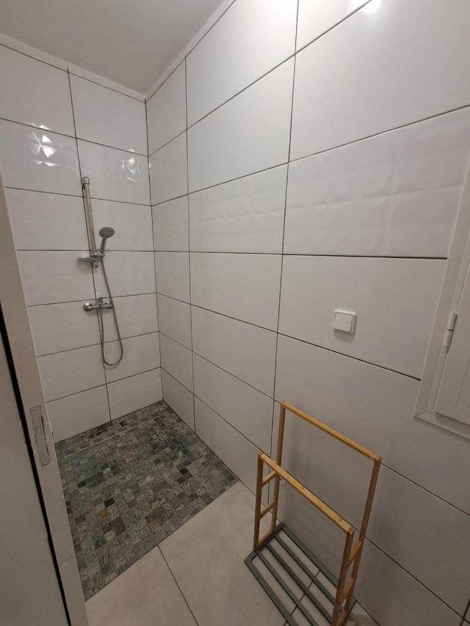 Logement Cosy T2, Centre Ville De Saint-Pierre Екстериор снимка